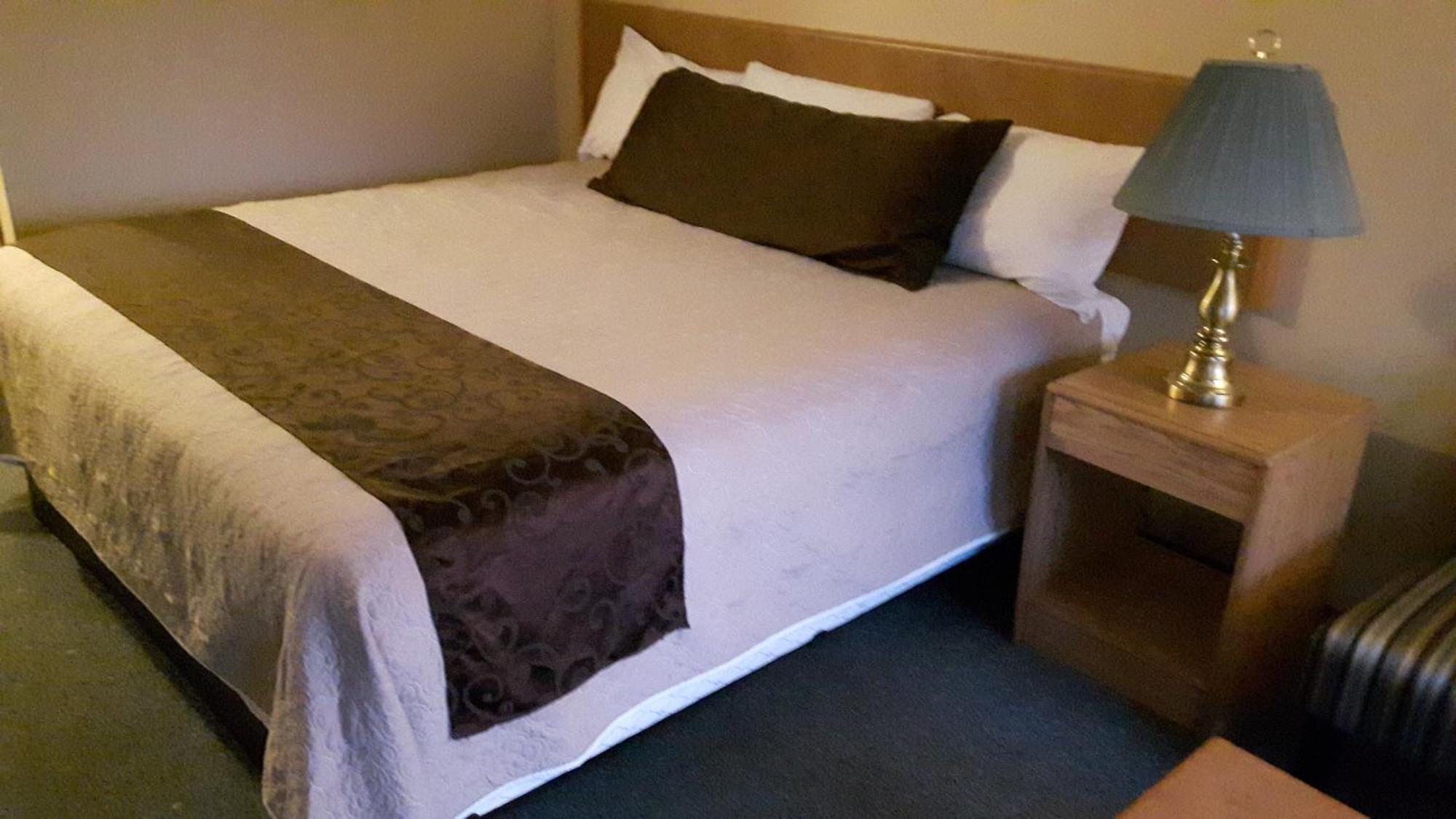 Mary'S Motel Golden Ruang foto